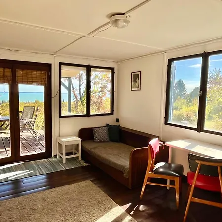 Ugra Miradore Apartment Balatonalmádi